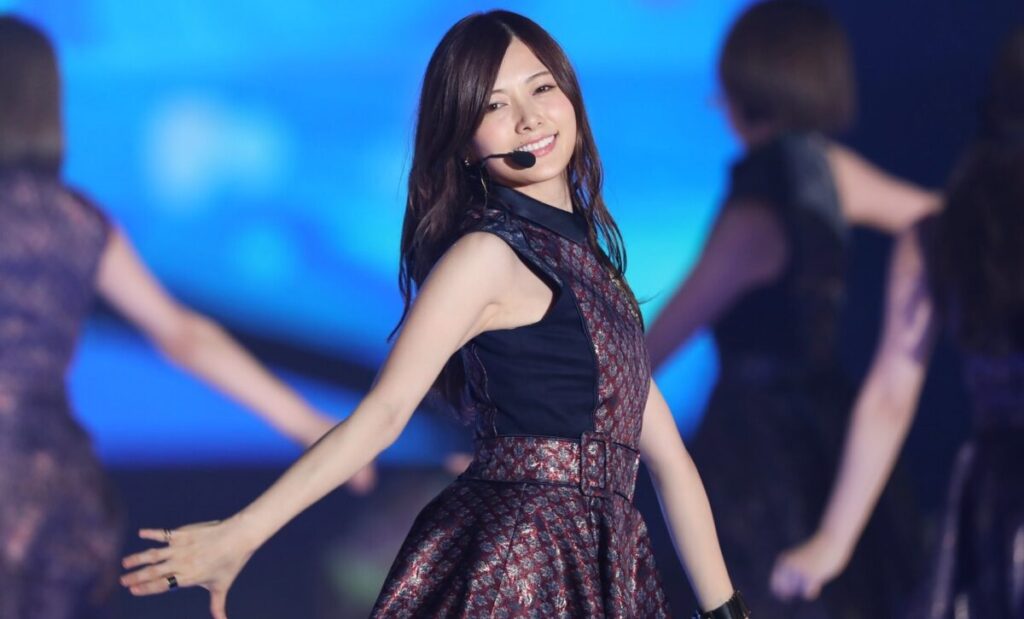 白石麻衣のワキ